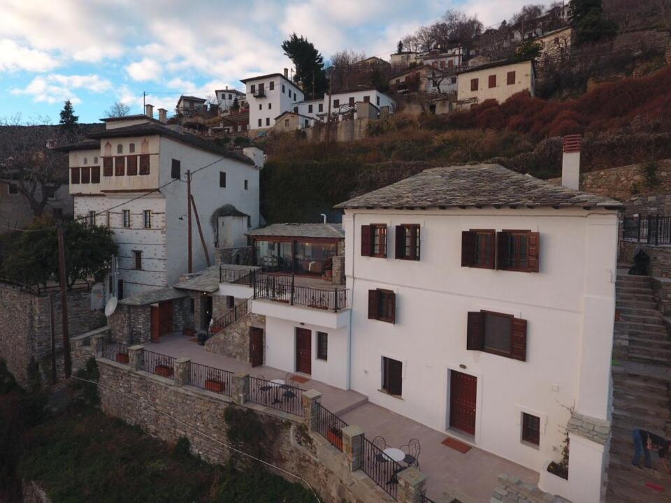 1822 Makrinitsa Suites Extérieur photo